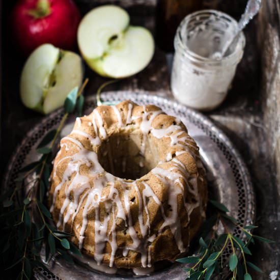 Apple Cake with Cinnamon