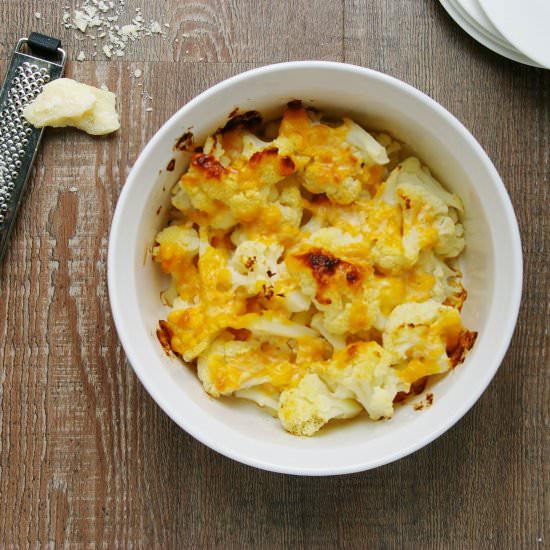Cheesy baked Cauliflower