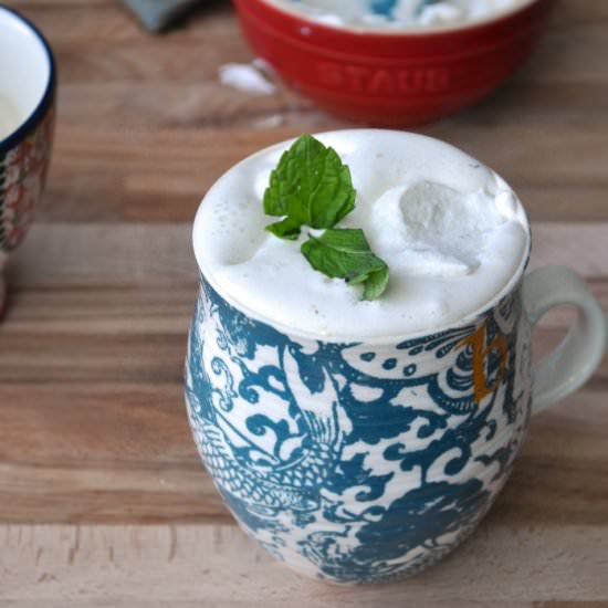 Vanilla Mint Green Tea Latte