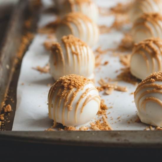Biscoff Cookie Butter Cake Balls