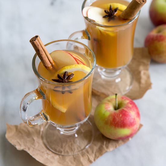 Apple Cider Hot Toddy