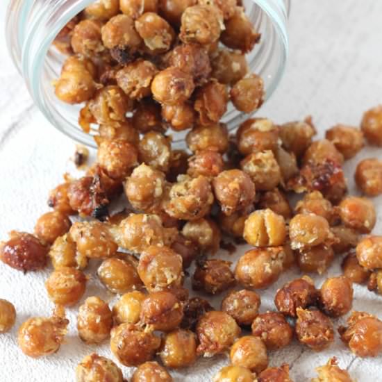 Garlic, Herb & Parmesan Chickpeas