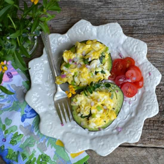 Herbed Scrambled Eggs in Avocado