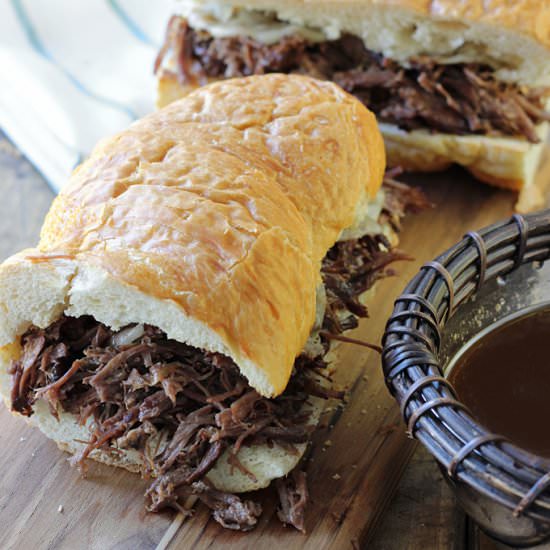 Slow cooker French dip sandwich