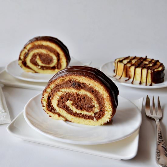 Chocolate cake roll