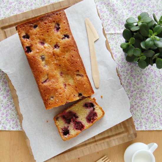 Lemon blackberry cake
