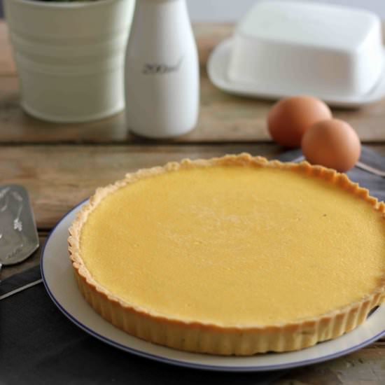 Baked custard tart