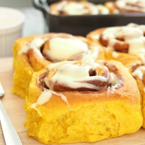 Pumpkin Cinnamon Rolls