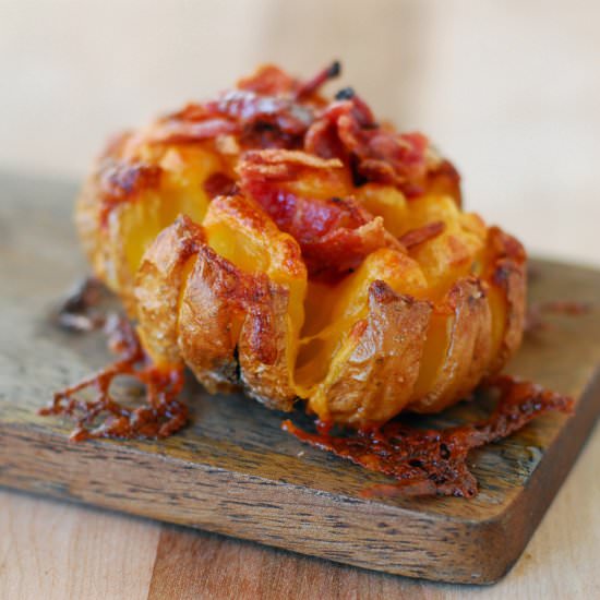 Bloomin’ Baked Potato