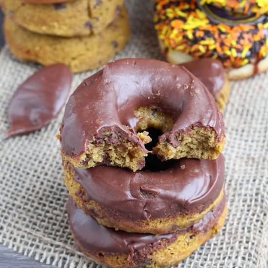 Baked Pumpkin Chocolate Chip Donuts