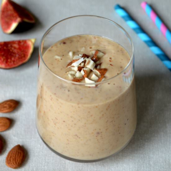 Vegan Fig Almond Smoothie