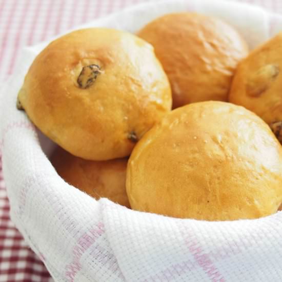 Sweet Potato Buns With Raisins