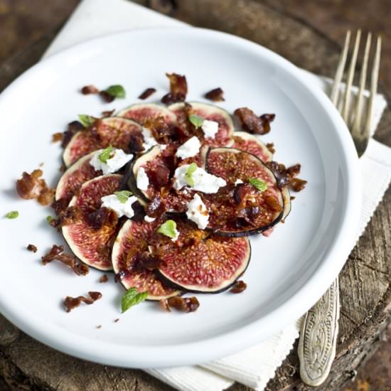 Fig Carpaccio with Goat Cheese