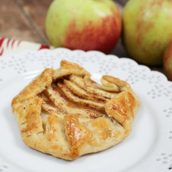 Individual Rustic Apple Tart
