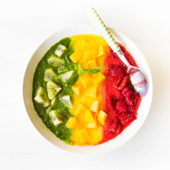 Superfood Smoothie Bowl