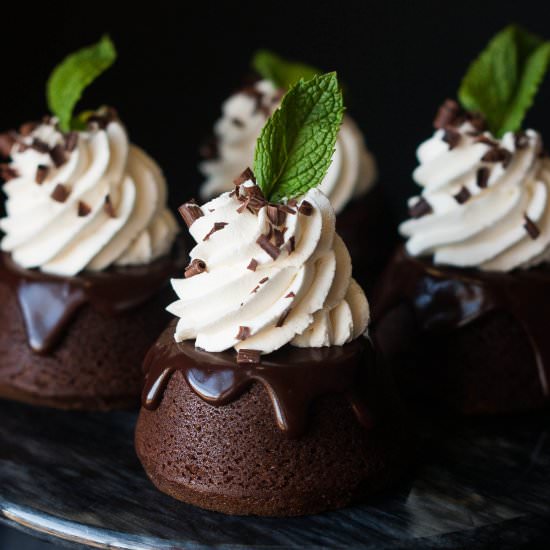 Mint Chocolate Mini Cakes