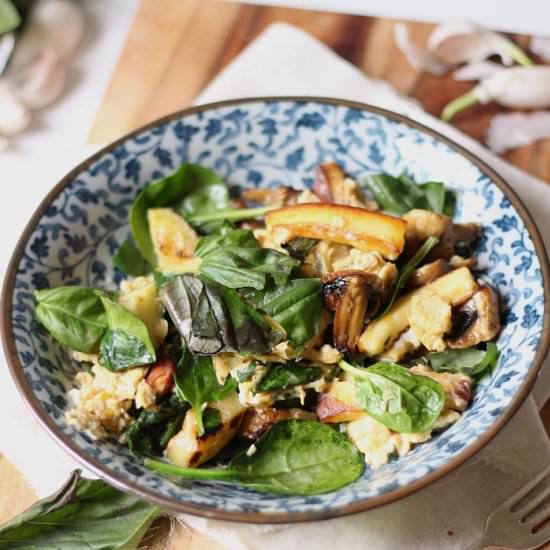 Vegetable Halloumi Scrambled Eggs