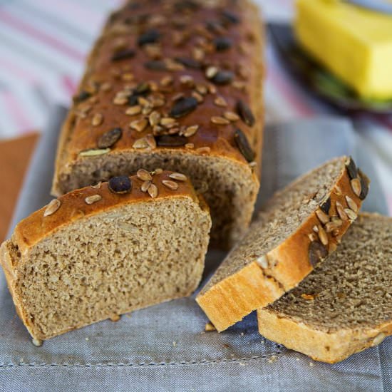 Spelt & sunflower seeds bread