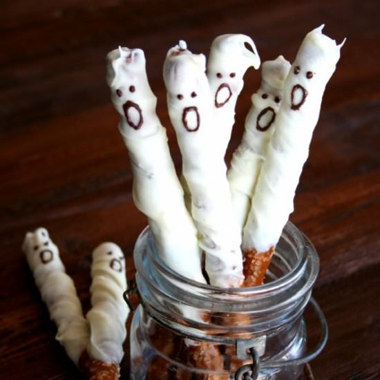 Ghost Pretzel Sticks