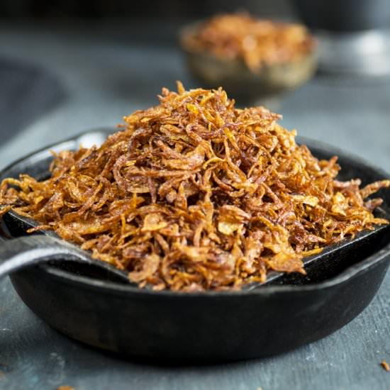 Perfect golden fried onions