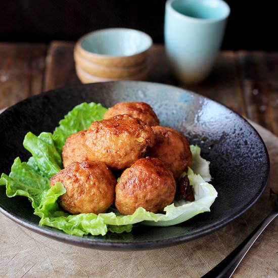 Lions’ head meat balls