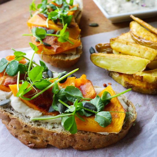 Pumpkin & white bean sandwich