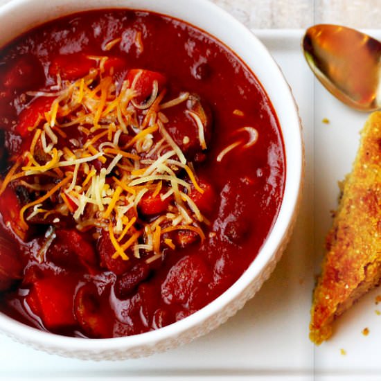 Veggie Chili and Skillet Corn Bread