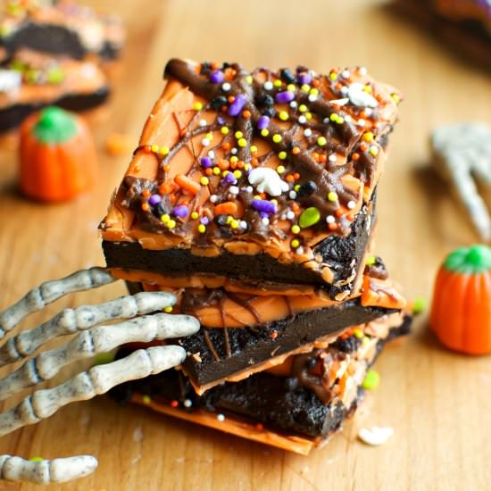 Halloween Oreo Truffle Bark