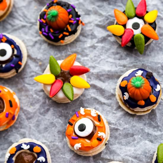 Halloween Donut Macarons