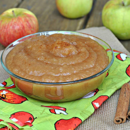 Simple Stovetop Applesauce