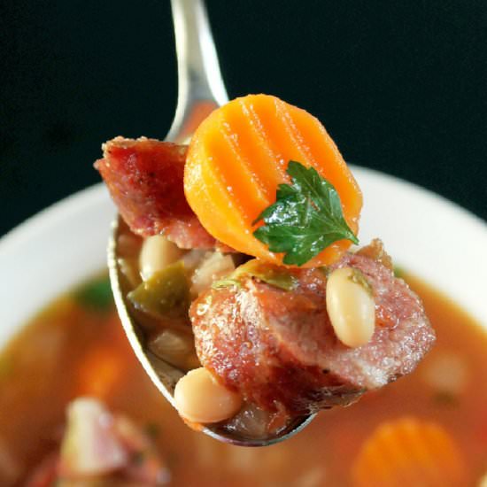 Slow Cooker Bean Soup