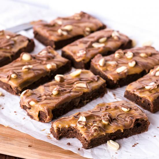 Snickers Fudge Brownies