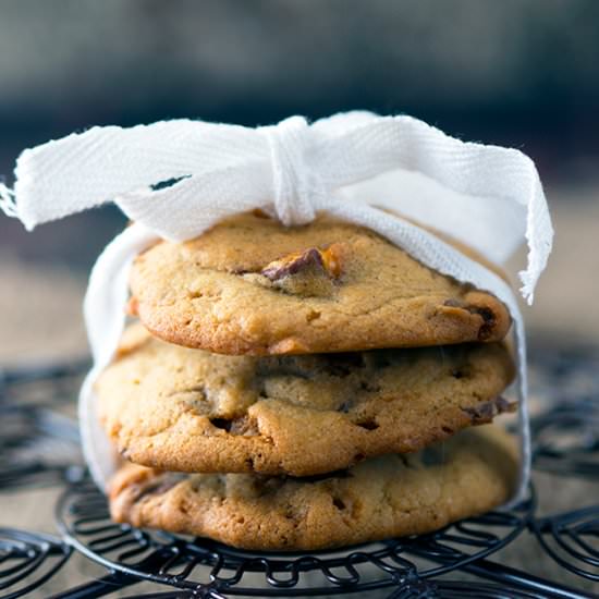 Violet Crumble Cookies