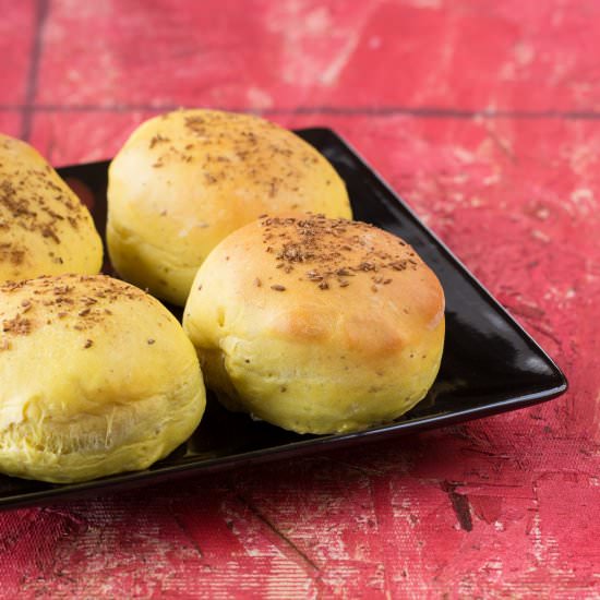 Komaj – Persian Date Bread