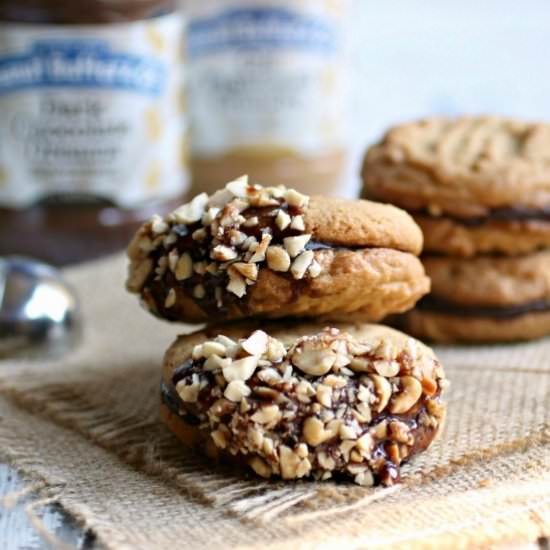 Dark Crunchy Peanut Butter Cookies