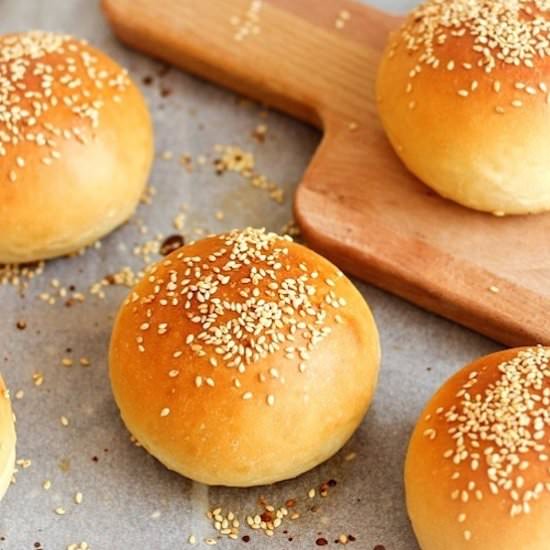Homemade hamburger buns