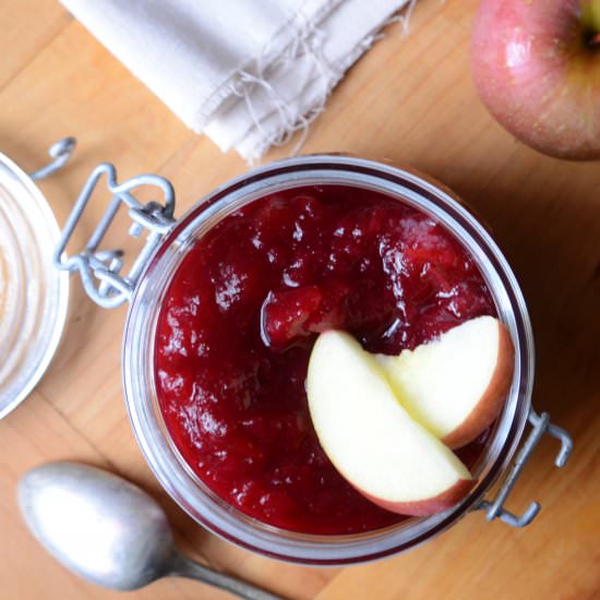 Vanilla-Spiced Cran-Apple Sauce