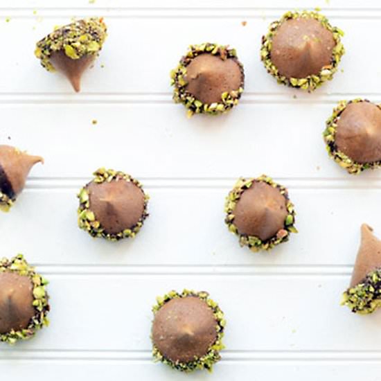 Martha’s Coffee Meringue Acorns