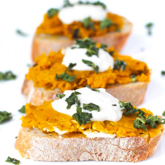 Squash Crostini’s with Cashew Cream