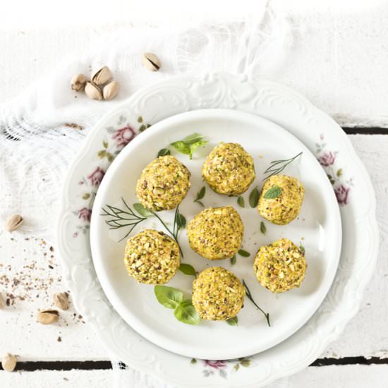 Appetizer with goat cheese