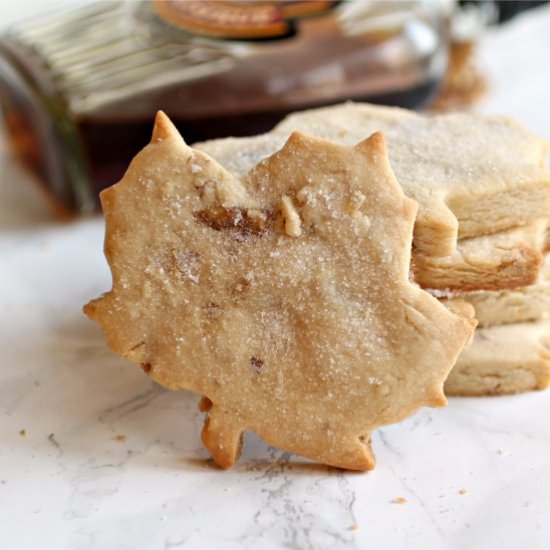 Maple Walnut Shortbread Cookies