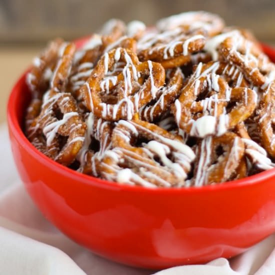 White Chocolate Cinnamon Pretzels