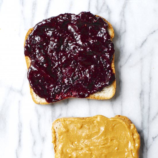 Concord grape chia jelly
