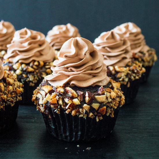 Hazelnut Praline Ganache Cupcakes