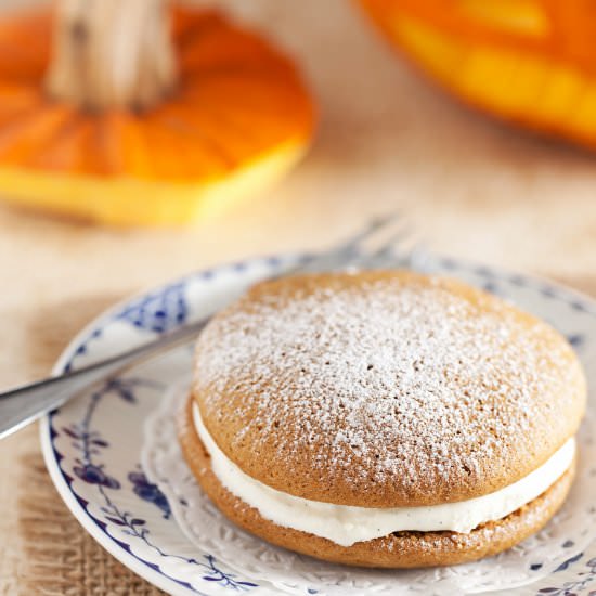 Pumpkin Pie Whoopie Pies