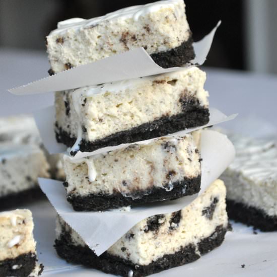 Oreo cheesecake bars