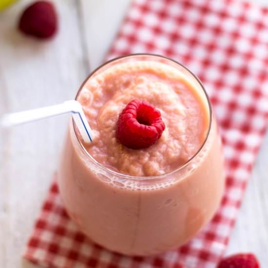 Creamy Apple Raspberry Smoothie