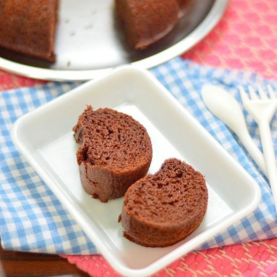 Eggless chocolate cake