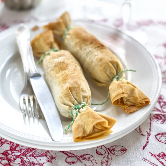 Vegetarian Christmas Crackers