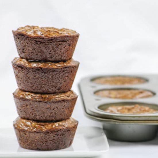 Gooey Autumn Spice Brownie Cups